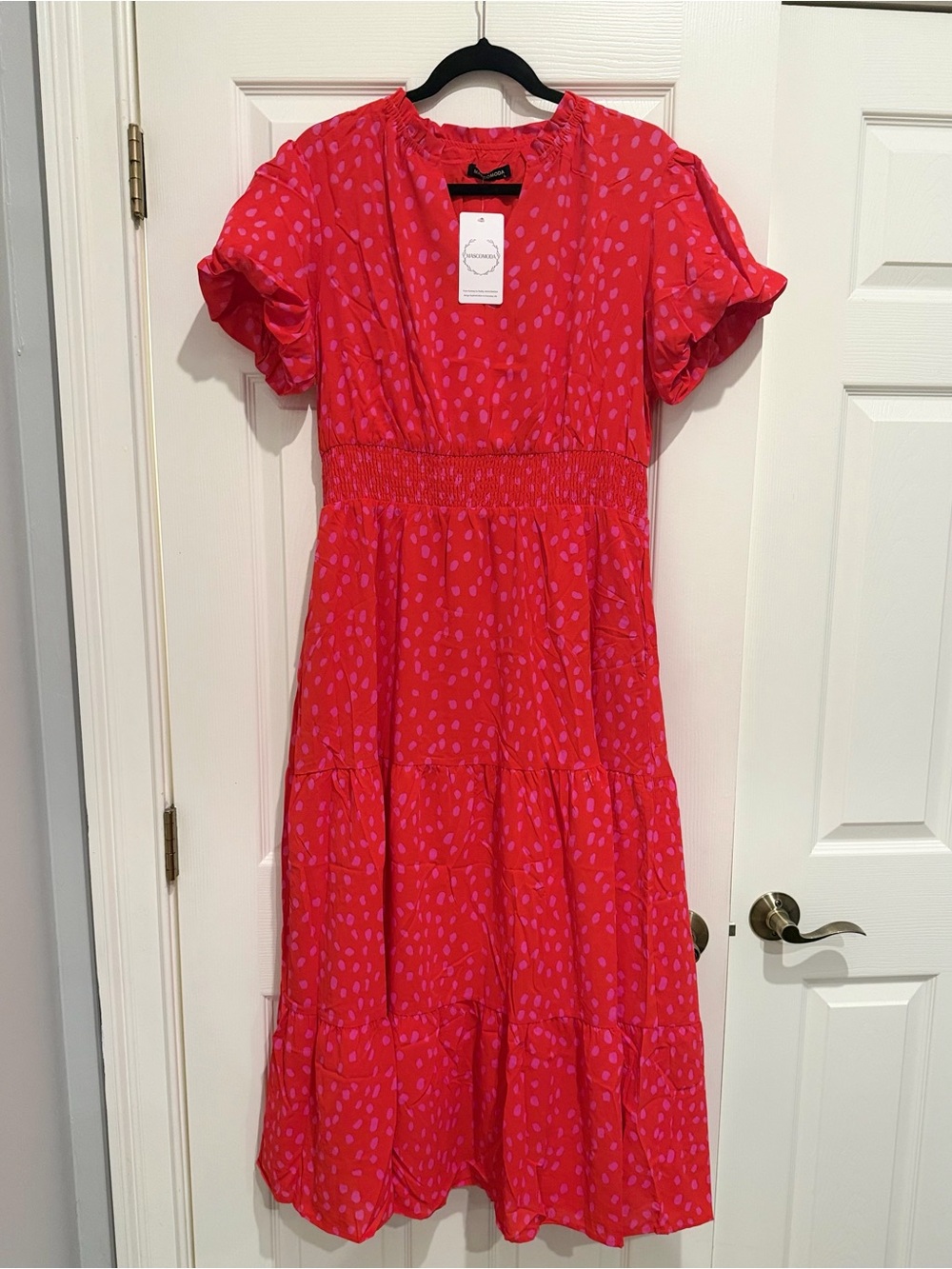 Gorgeous MASCOMODA maxi dress in vibrant colors